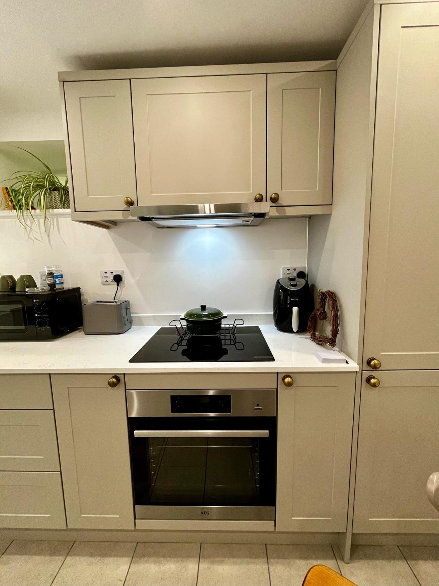 Flower Cottage By Ludlow Castle With Onsite Parking Екстериор снимка